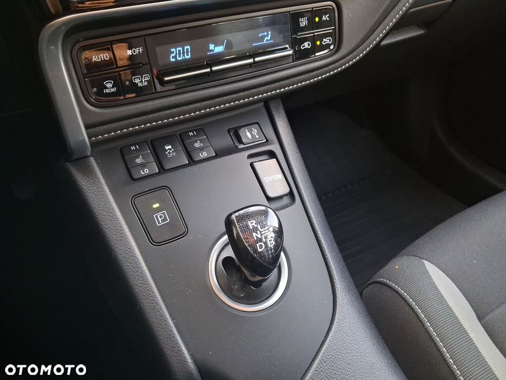 Toyota Auris - 25