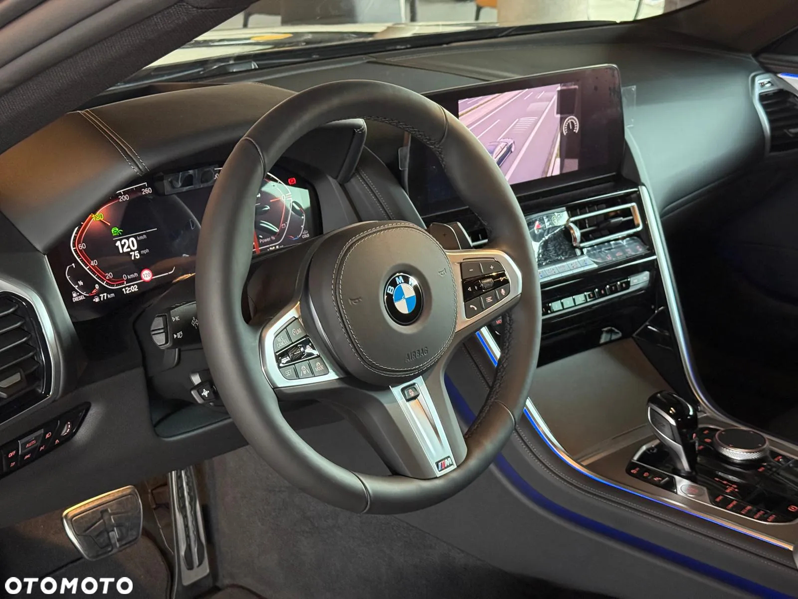 BMW Seria 8 840d xDrive mHEV - 14
