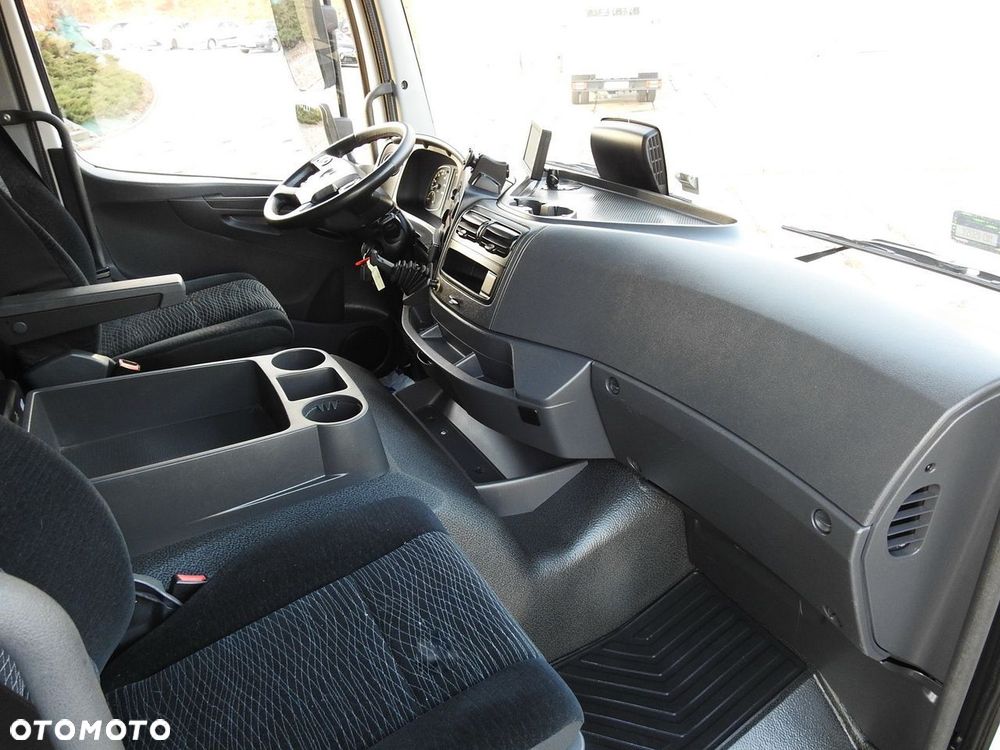 Mercedes-Benz ATEGO 12.24 KONTENER CHŁODNIA -10*C WINDA 16 PALET FUNKCJA GRZANIA ZASILANIE 230V WEBASTO KLIMATYZACJA TEMPOMAT LEDY PNEUMATYKA AUTOMAT BLIŹNIACZE KOŁA  240 - 37