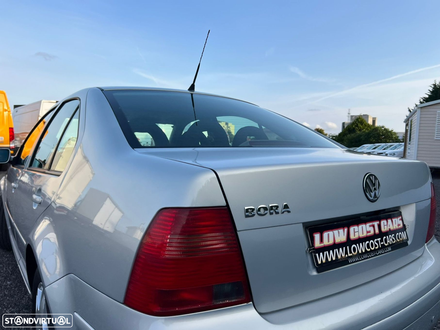 VW Bora 1.9 TDi Highline - 25