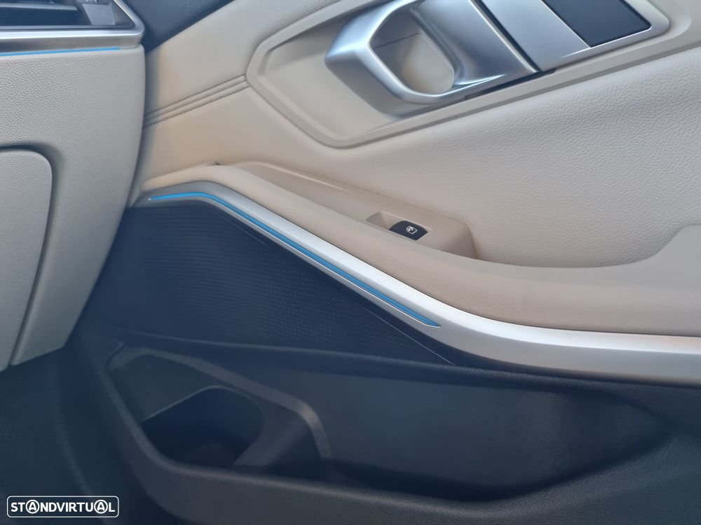 BMW 320 e Line Luxury Auto - 47
