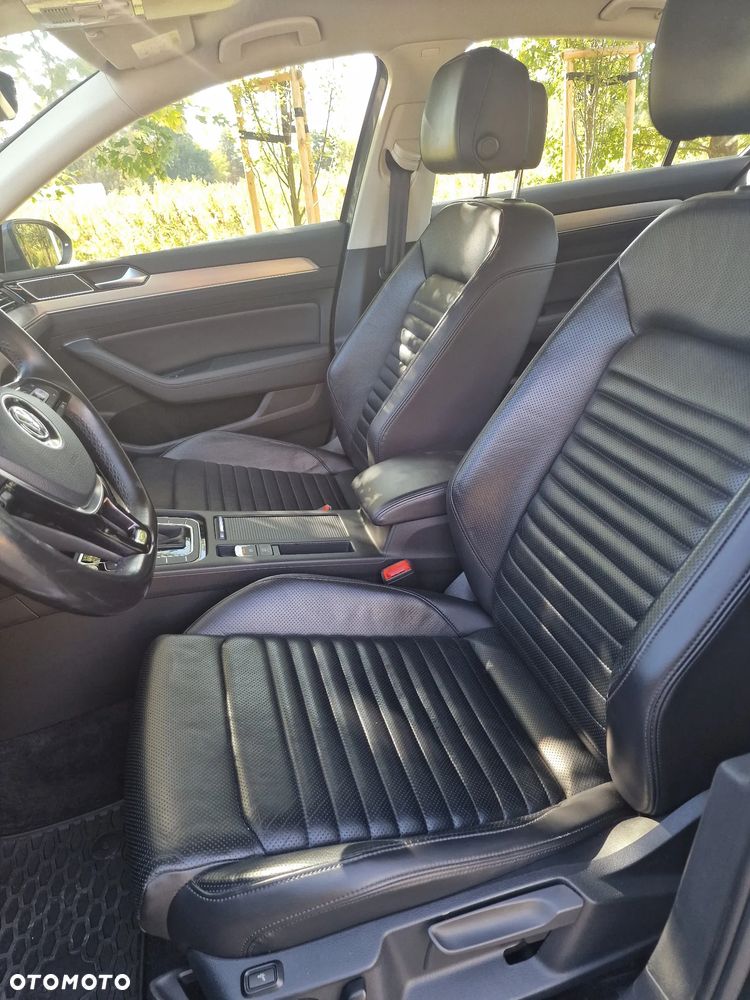 Volkswagen Passat 2.0 TDI BMT Highline DSG - 22