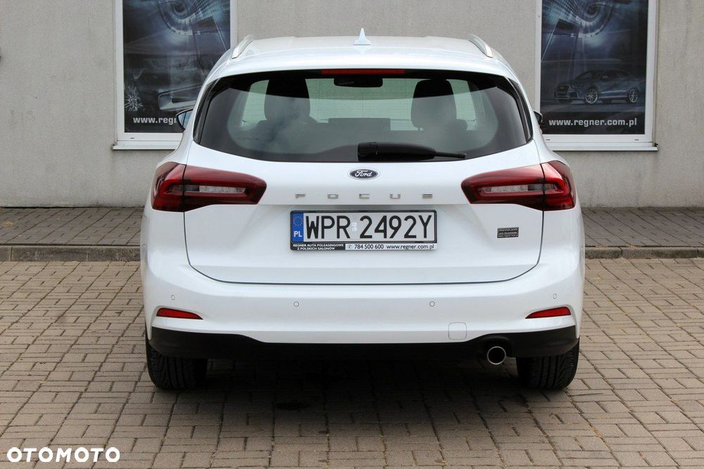 Ford Focus 1.0 EcoBoost Titanium - 5