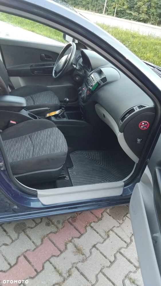 Kia Ceed 1.4 Comfort - 10