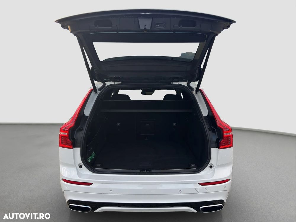 Volvo XC 60 T8 Twin Engine AWD R-Design - 13