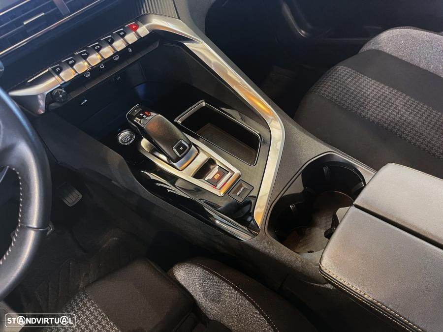 Peugeot 3008 PureTech 130 Stop & Start GPF EAT8 Active Business-Pack - 15