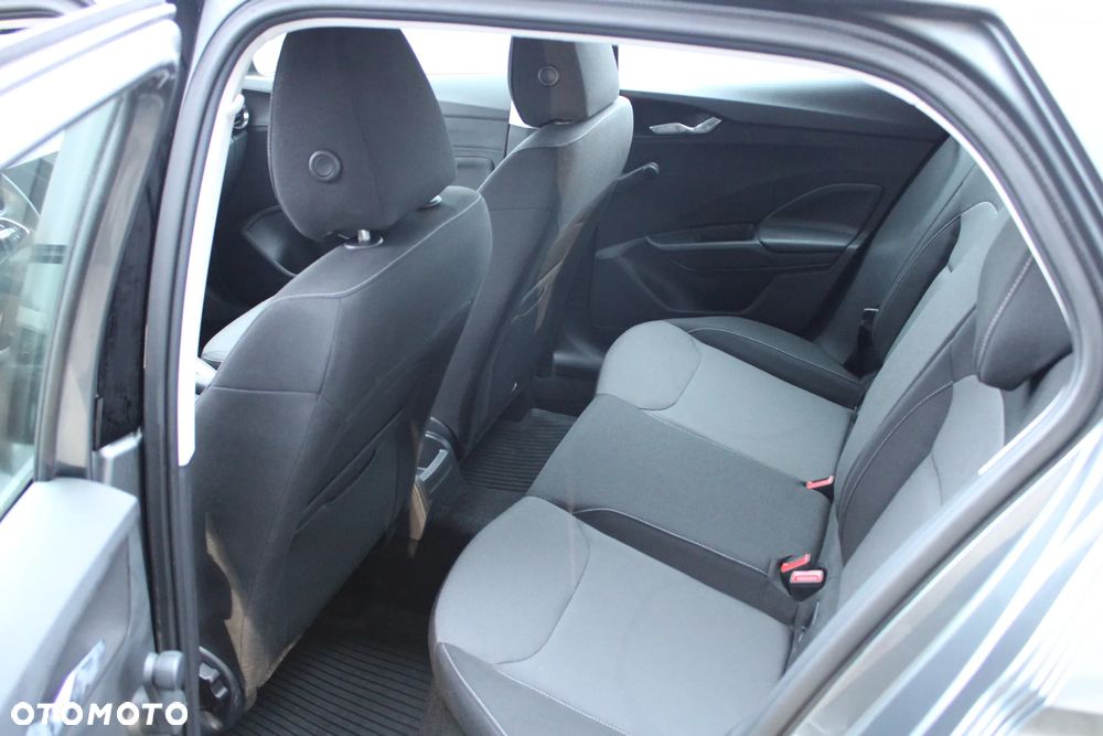 Skoda Fabia 1.0 TSI Selection DSG - 12