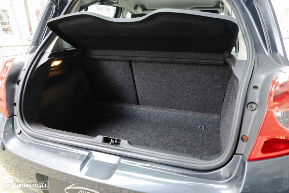 Renault Clio 1.2 16V Dynamique - 18