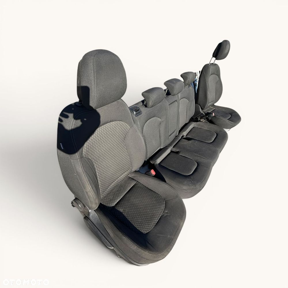 Fotele Kanapa komplet Hyundai IX35 2013r - materiałowe UK - 1000zł komplet - 4