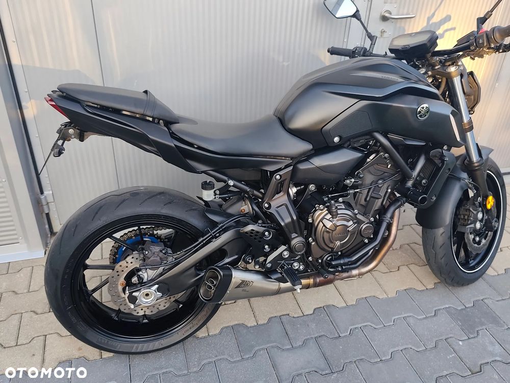 Yamaha MT - 9