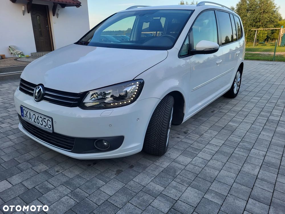 Volkswagen Touran 2.0 TDI Trendline DSG - 2