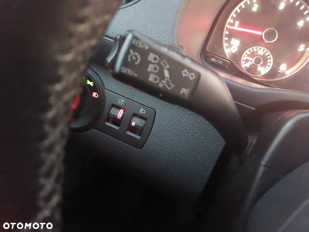 Volkswagen Caddy 2.0 TDI Highline - 12