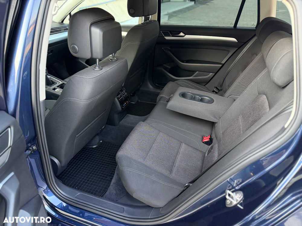 Volkswagen Passat 1.6 TDI Comfortline - 10