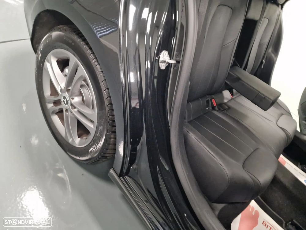 Mercedes-Benz A 180 Limousine d Style Plus Aut. - 44