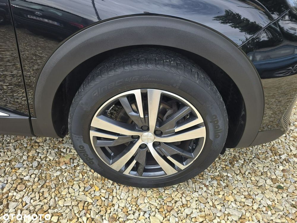 Peugeot 3008 PureTech 130 Stop & Start GPF EAT8 Allure Pack - 33