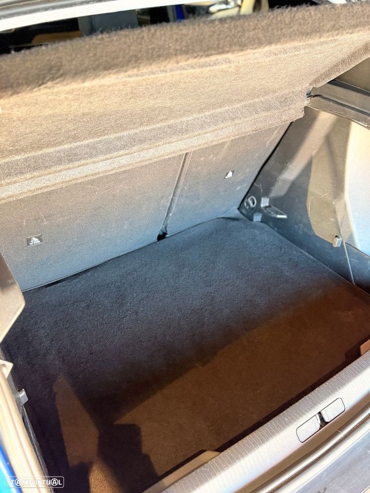 Peugeot 2008 1.2 PureTech Allure Pack - 43