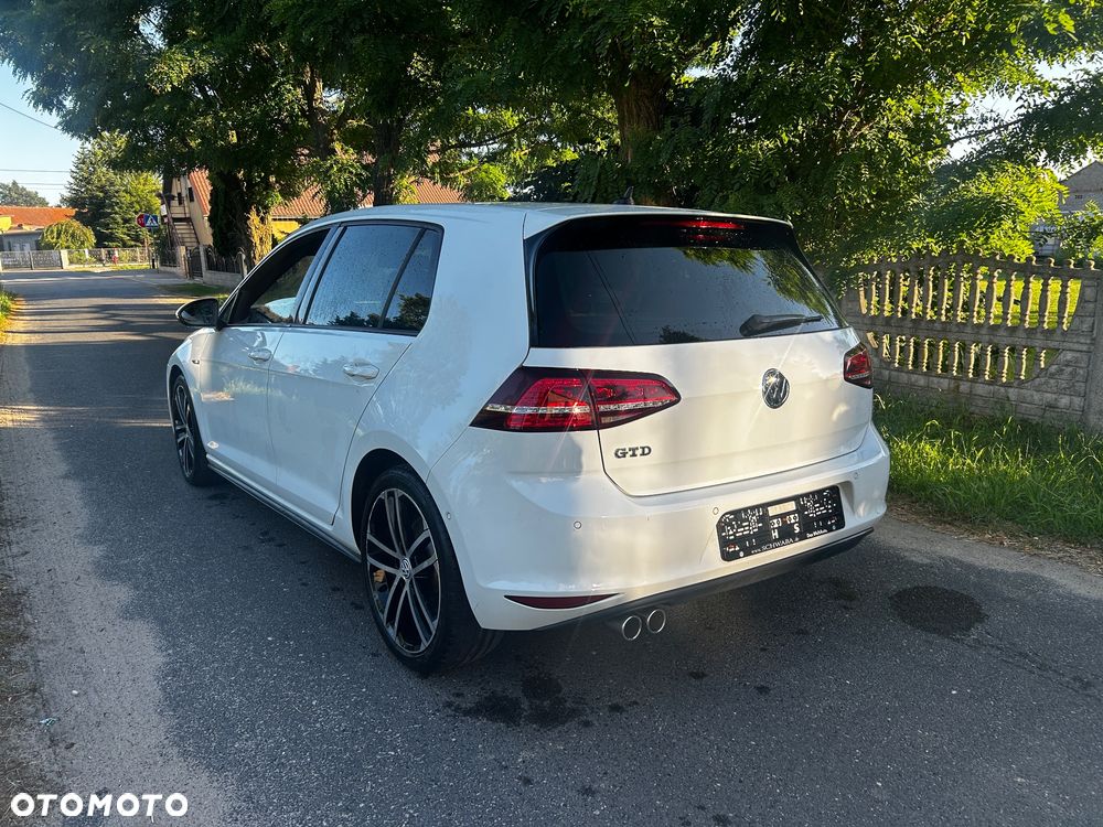 Volkswagen Golf GTD 2.0 TDI SCR DSG - 2
