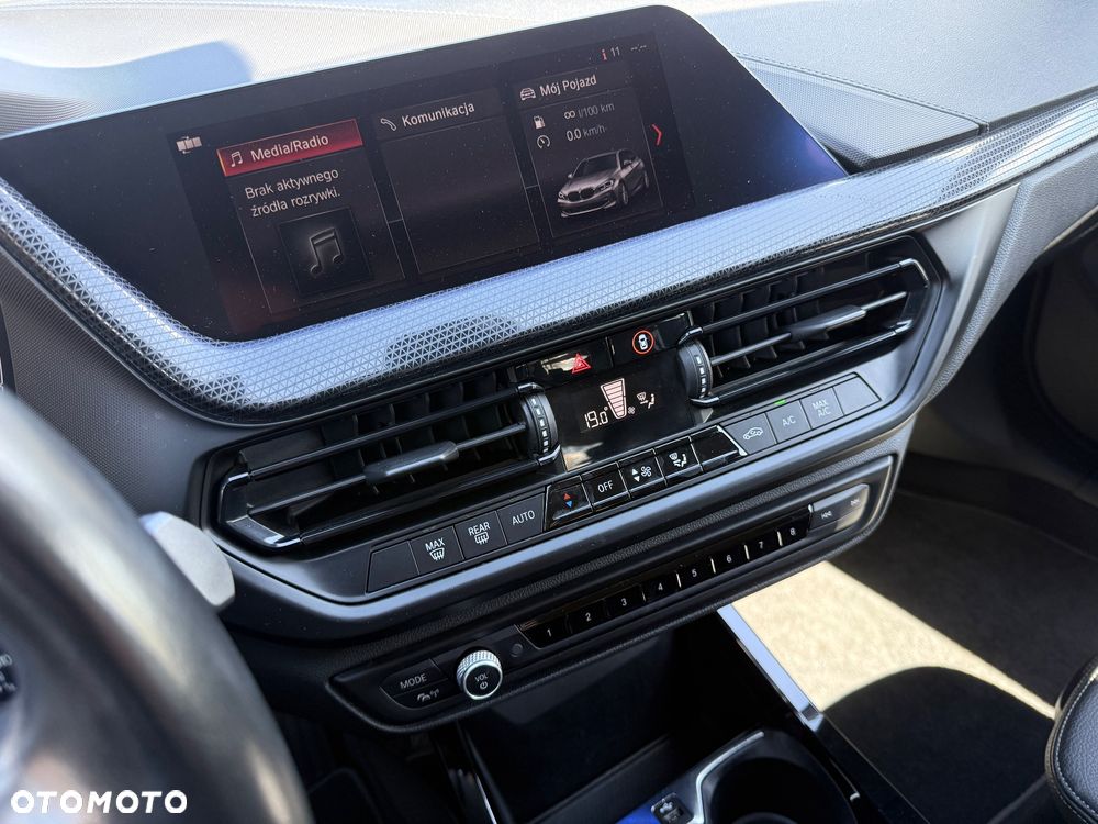 BMW Seria 1 118i M Sport - 31