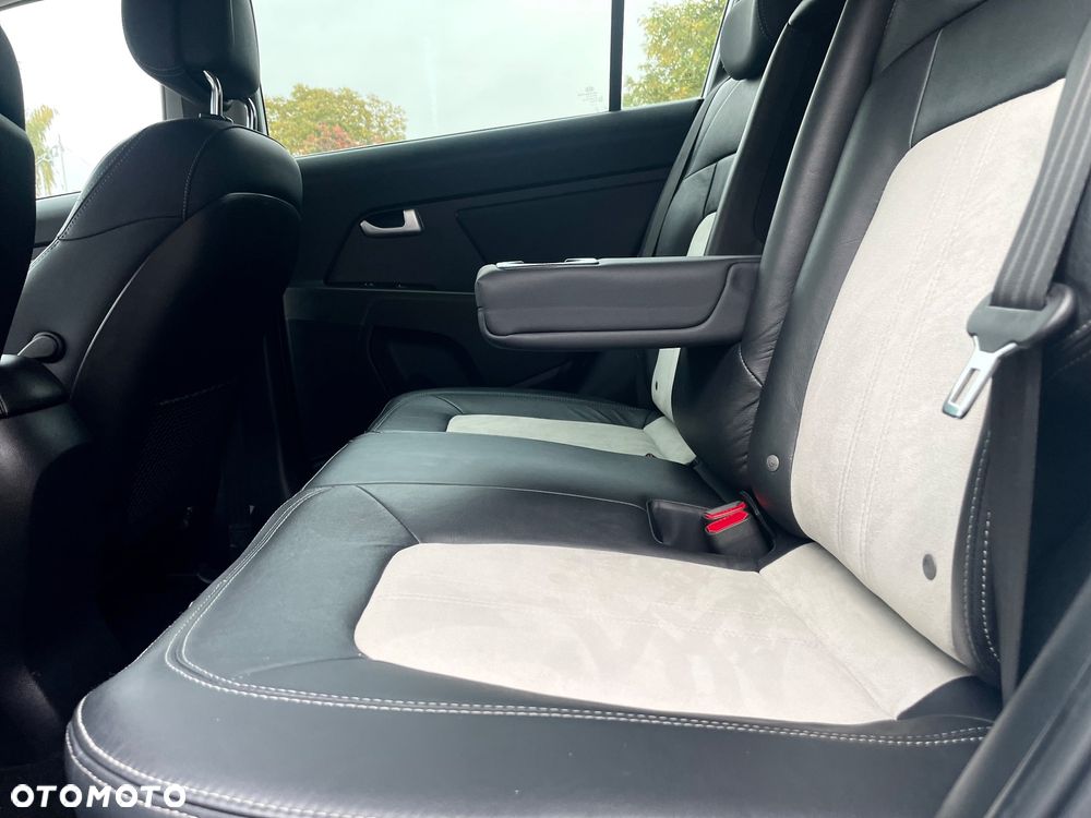 Kia Sportage 1.7 CRDI 2WD Edition 7 - 12