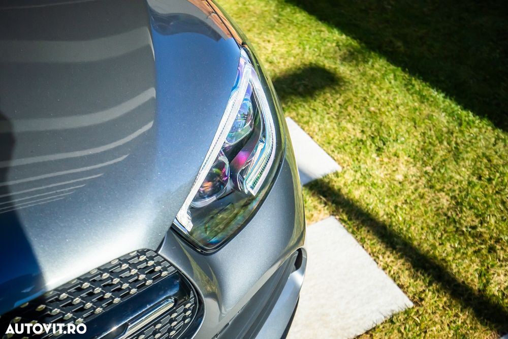 Mercedes-Benz GLC Coupe 300 d 4Matic 9G-TRONIC AMG Line Plus - 9