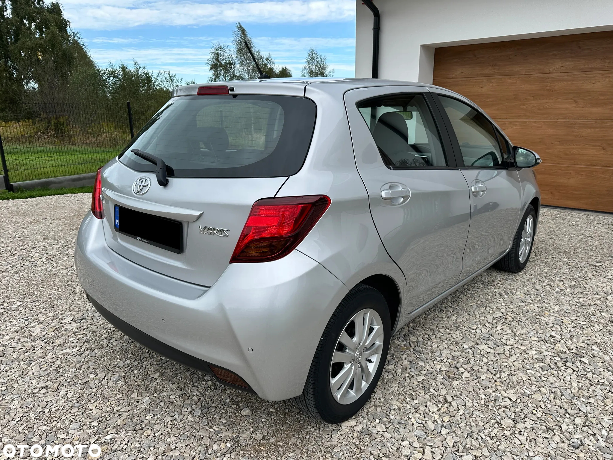 Toyota Yaris 1.33 Premium - 4
