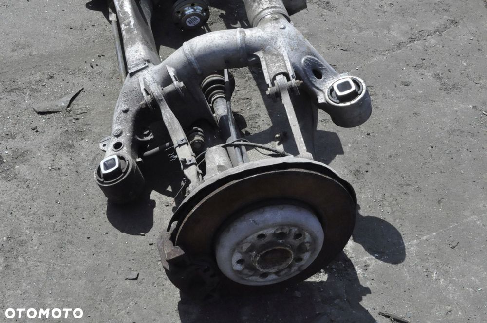 BMW 6 E63 3.0D 286KM BELKA ZAWIESZENIA TYŁ 154tys! - 5