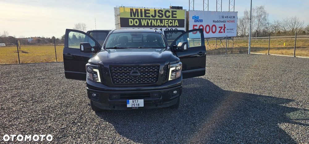 Nissan Titan ver-5-6-v8-se-crew-cab - 2
