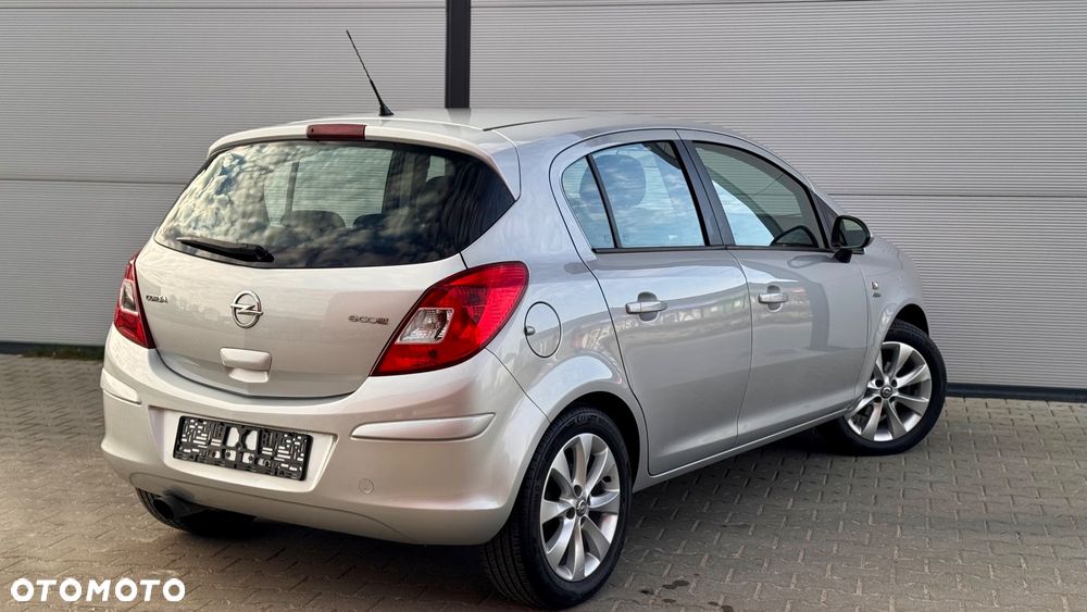 Opel Corsa 1.2 16V Energy - 25