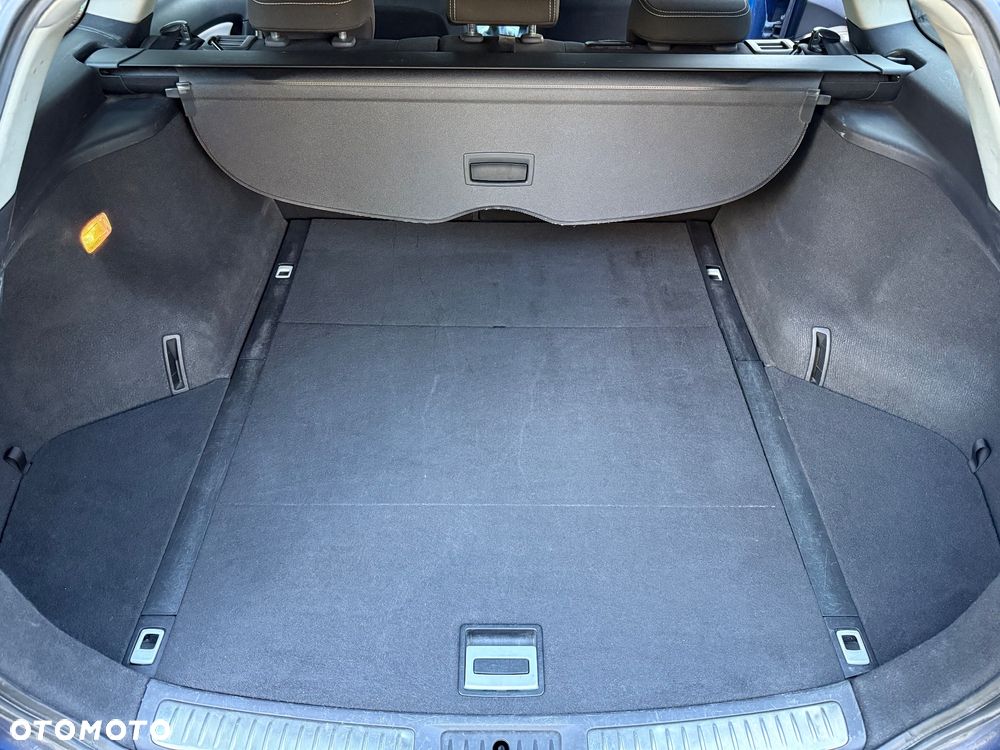 Toyota Avensis 2.0 D-4D Premium - 29