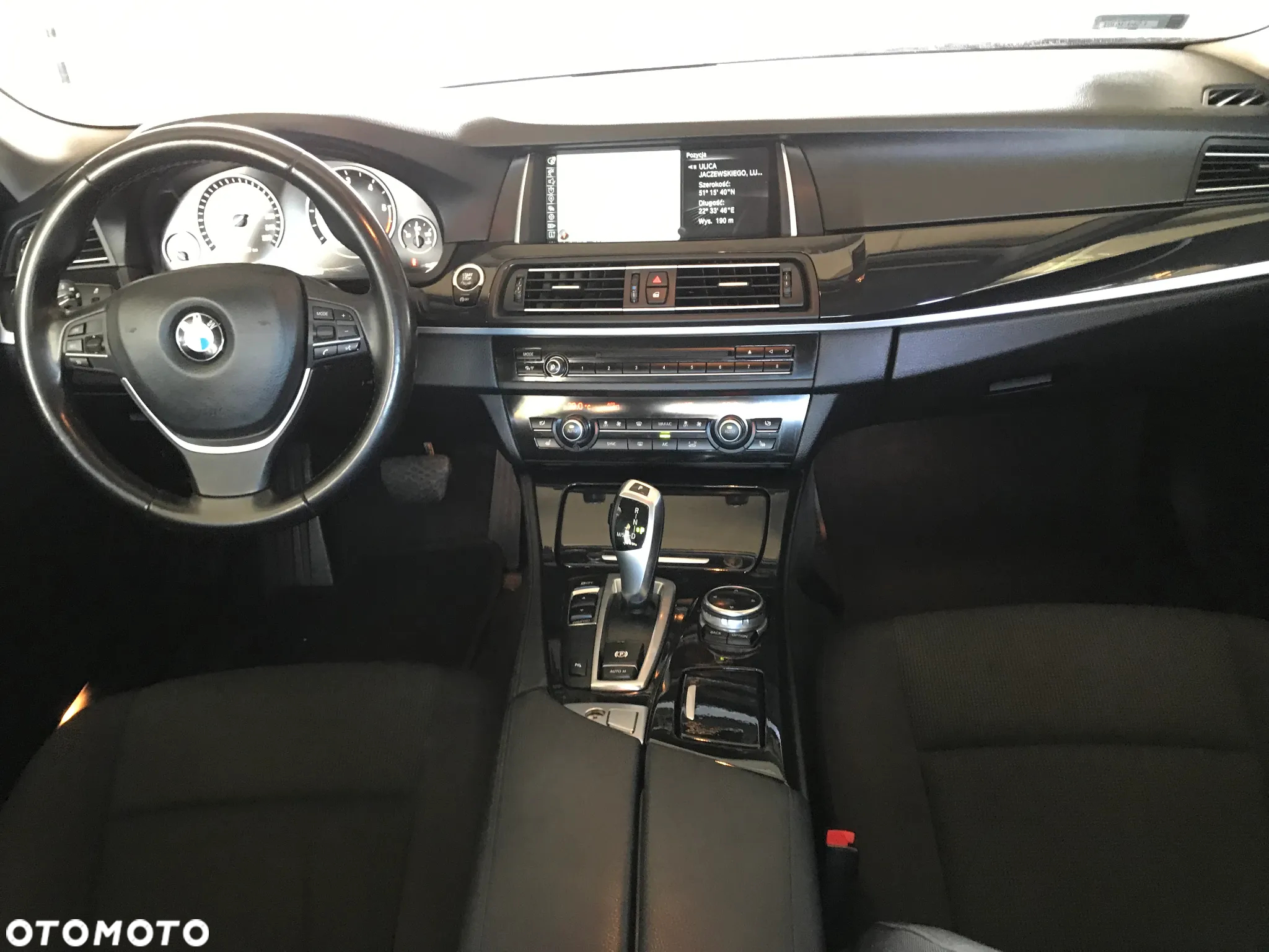 BMW Seria 5 520d - 23