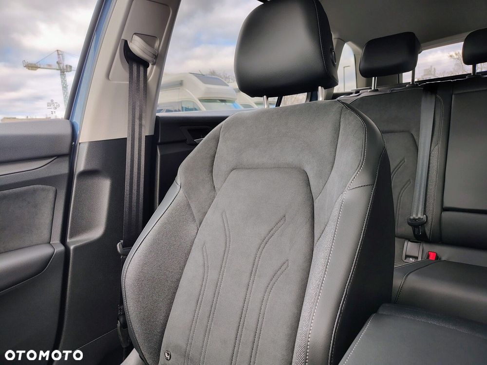 Volkswagen Golf Variant - 18