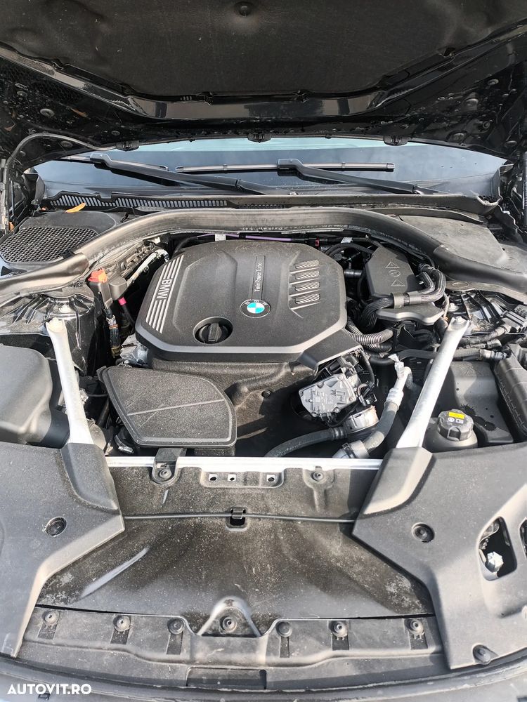 BMW Seria 5 520d xDrive AT - 16