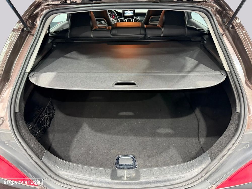 Mercedes-Benz CLA 180 d Shooting Brake Aut. - 38