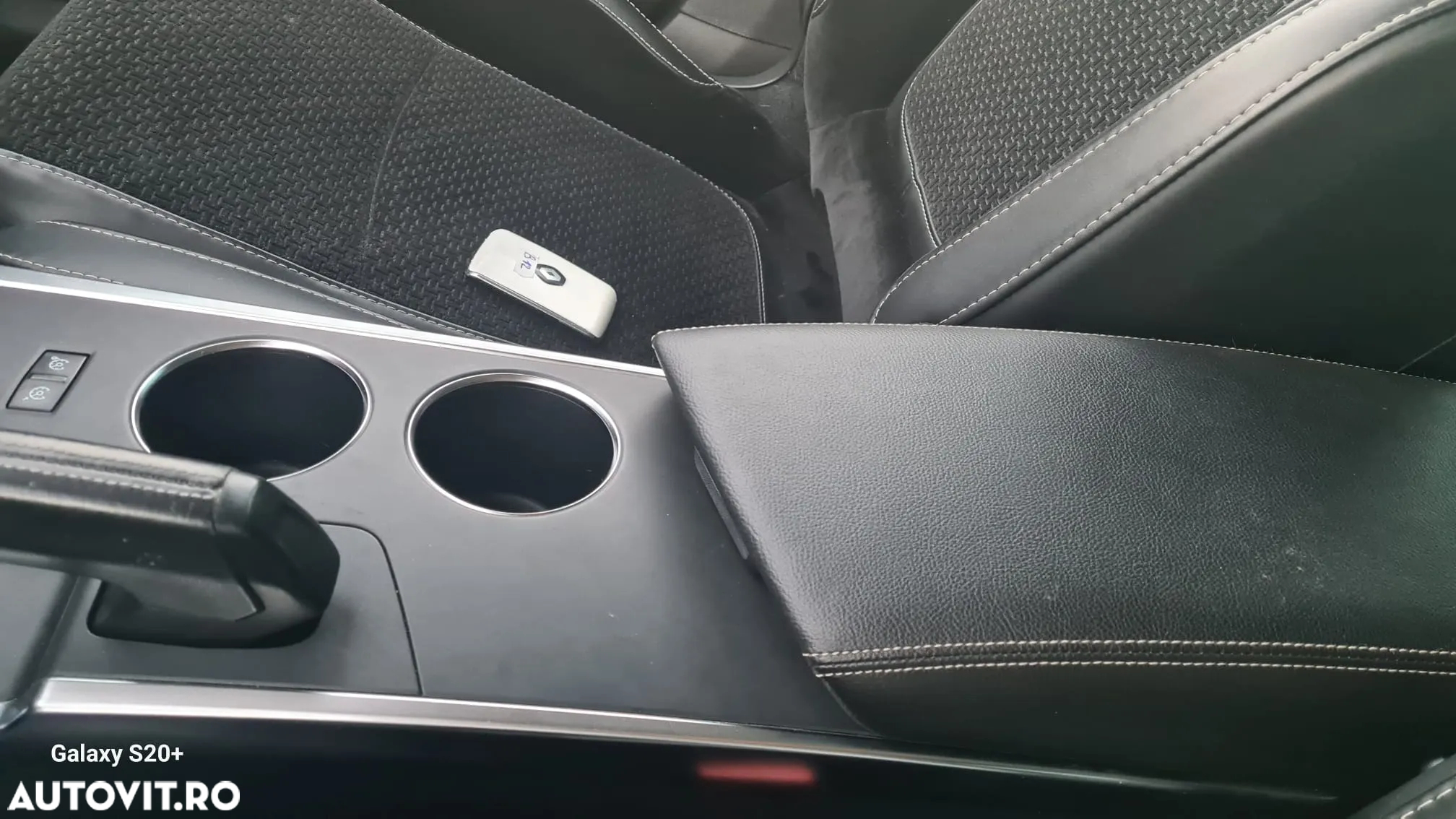 Renault Megane ENERGY dCi 110 EDC INTENS - 27
