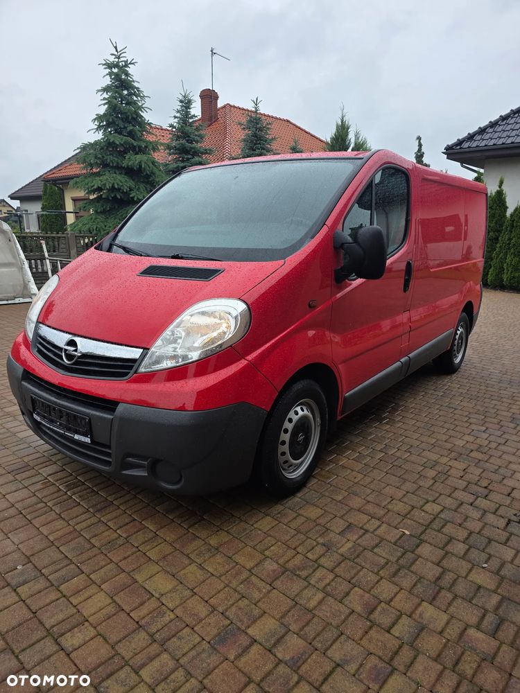Opel Vivaro - 2