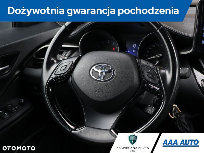 Toyota C-HR - 21