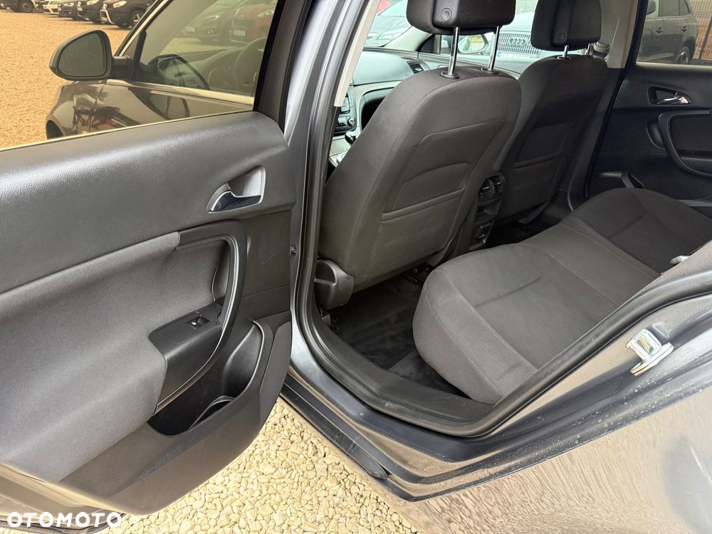 Opel Insignia 1.6 Turbo Edition - 27