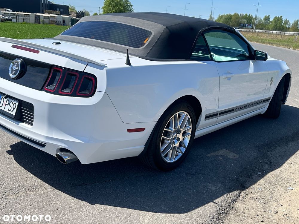 Ford Mustang 3.7 V6 Premium - 6