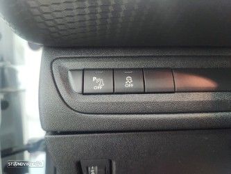 Peugeot 2008 1.2 PureTech Allure - 16