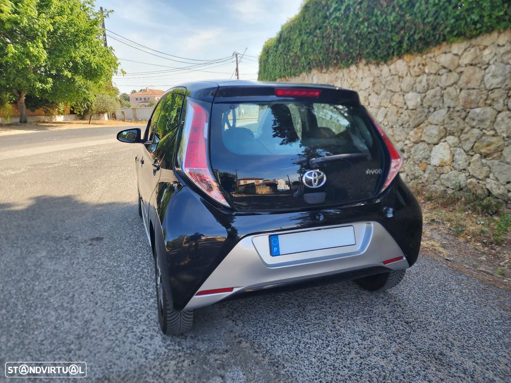 Toyota Aygo 1.0 X-Play+AC+X-Touch - 4