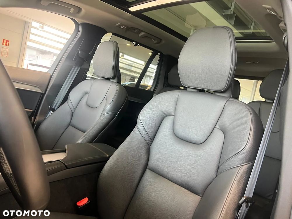 Volvo XC 90 B5 D AWD Ultimate Dark 7os - 18