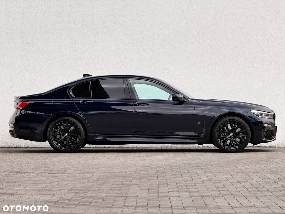 BMW Seria 7 750i xDrive - 3