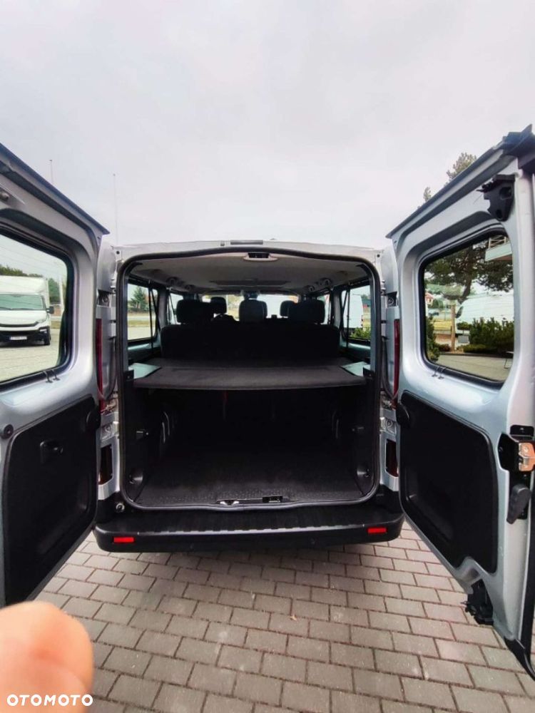 Renault Trafic - 26