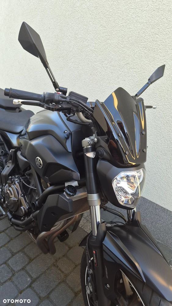 Yamaha MT - 9