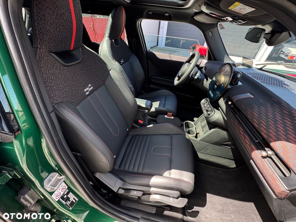 MINI Cooper S John Works Trim - 12