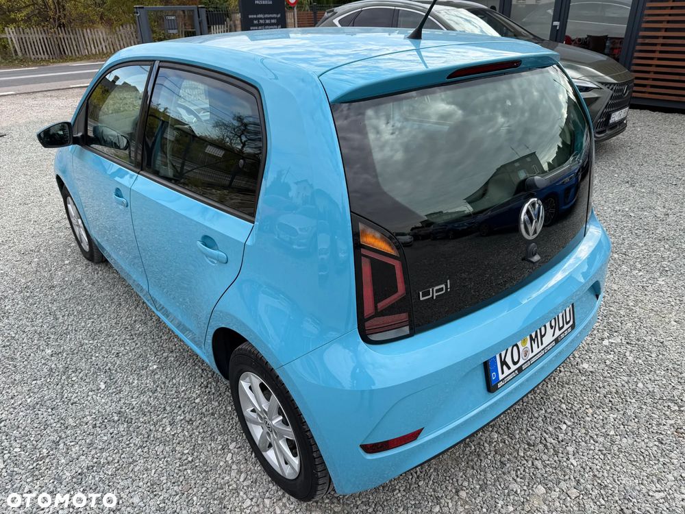Volkswagen up! move - 12