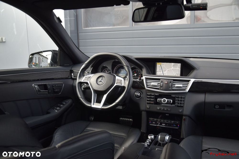 Mercedes-Benz Klasa E - 28