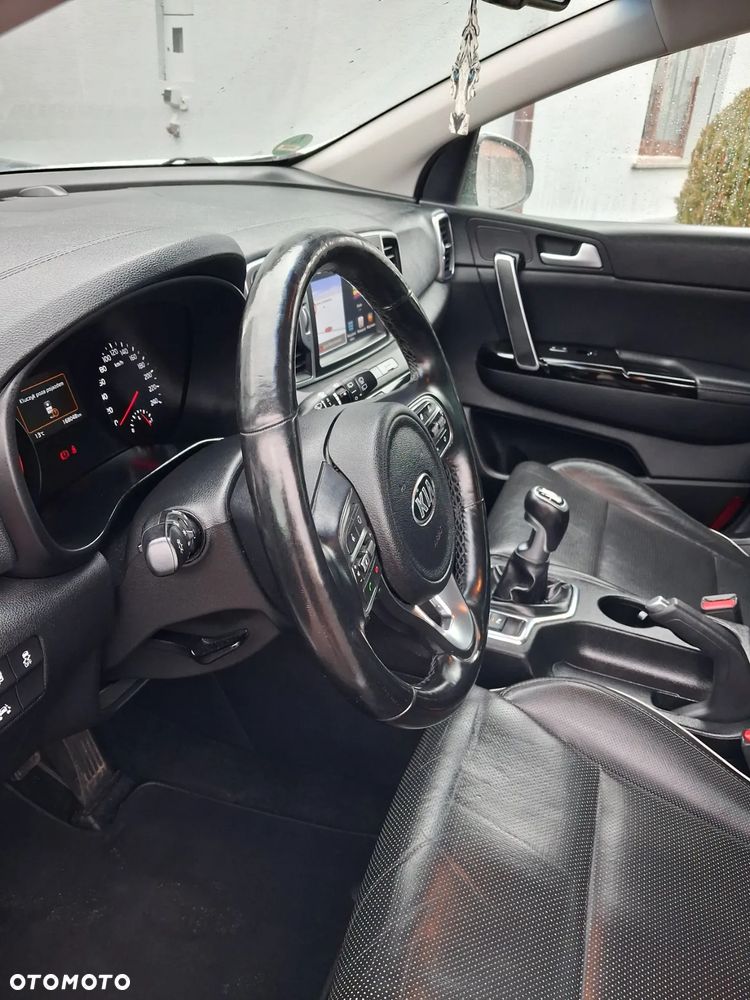 Kia Sportage - 15
