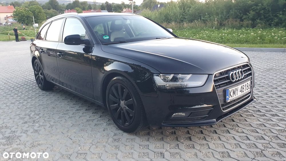 Audi A4 Avant - 1