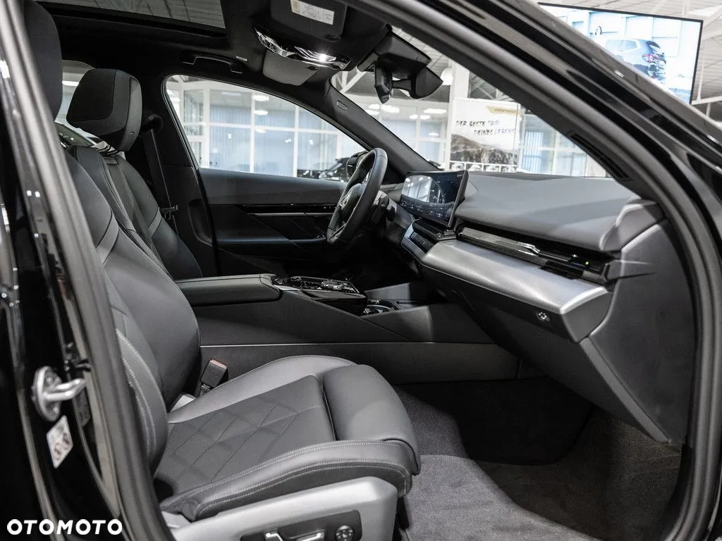 BMW Seria 5 - 13